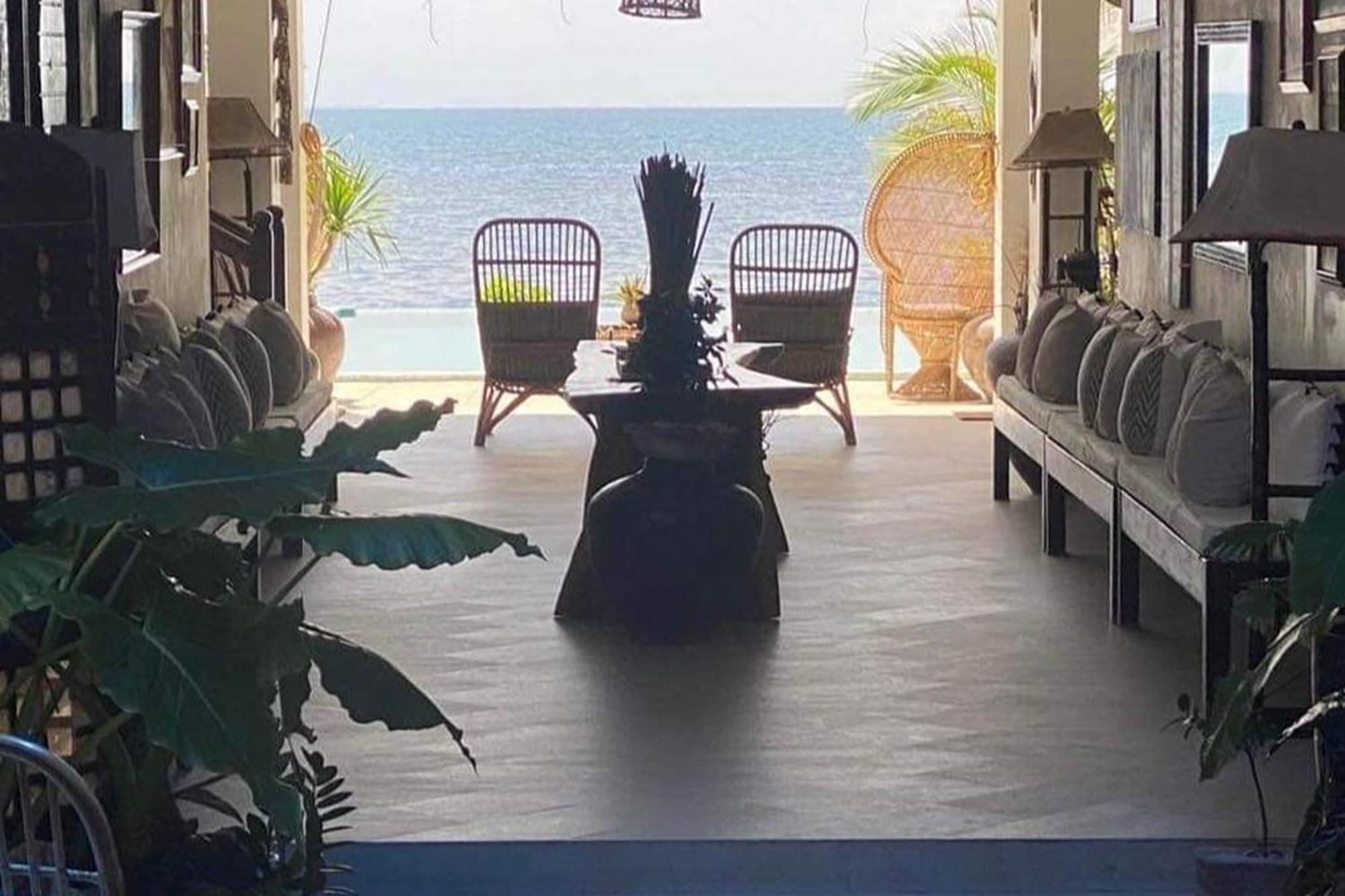 Sirom Beach House Tambobong Exterior foto